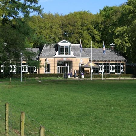 Hotel Restaurant `de Oorsprong´ Sint Nicolaasga Extérieur photo
