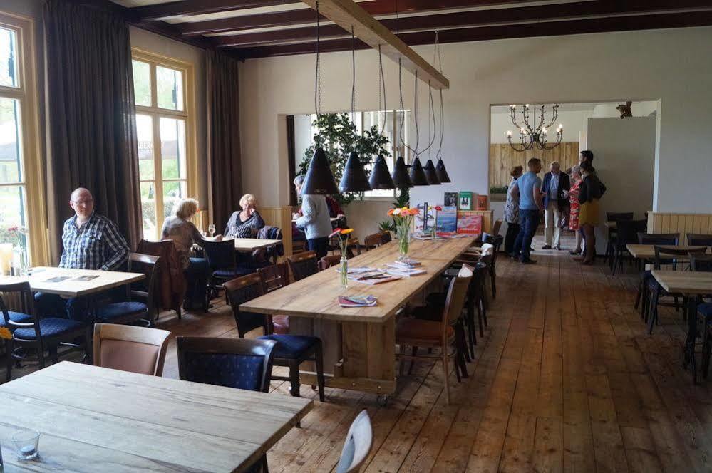 Hotel Restaurant `de Oorsprong´ Sint Nicolaasga Extérieur photo